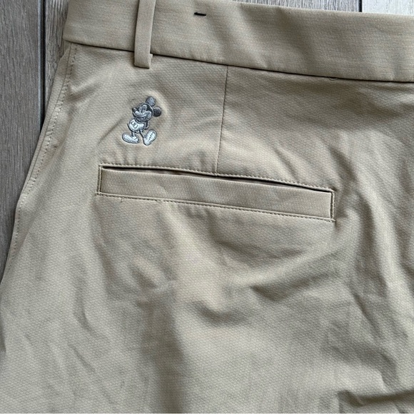 Nike Tan Flat Front Shorts x Disney - Picture 5 of 6